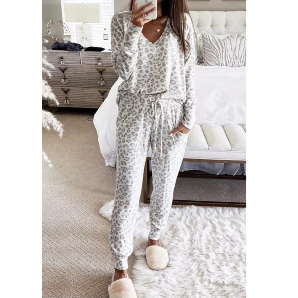Leopard Print Long Sleeve Top & Drawstring Jogger Loungewear